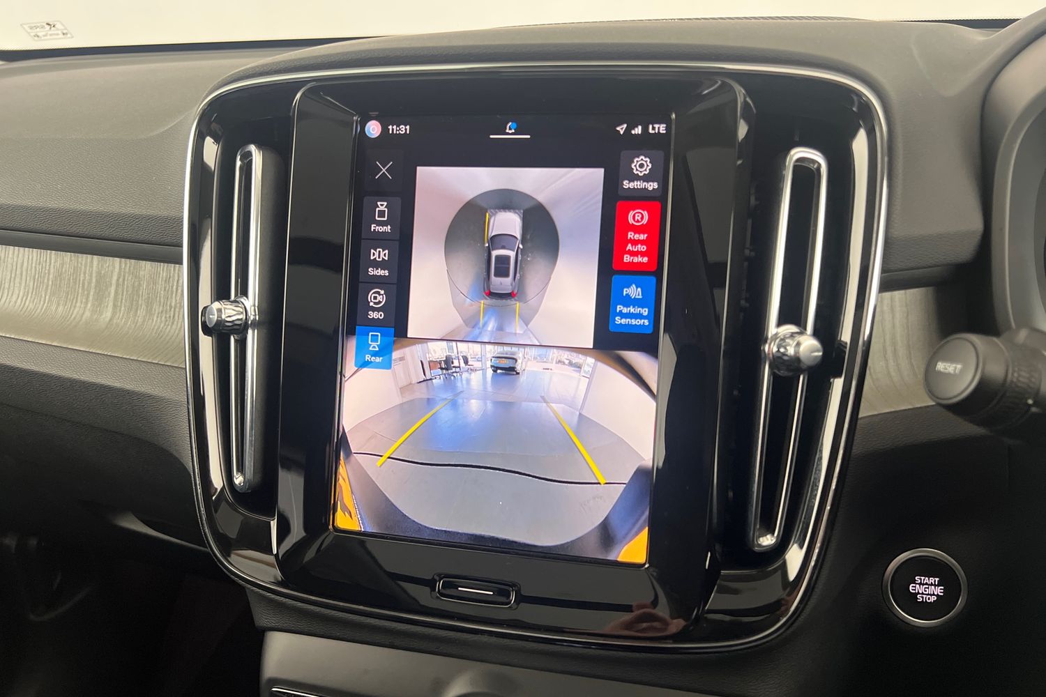 Used Volvo XC40 2025 for sale - 77504288: Photo 16