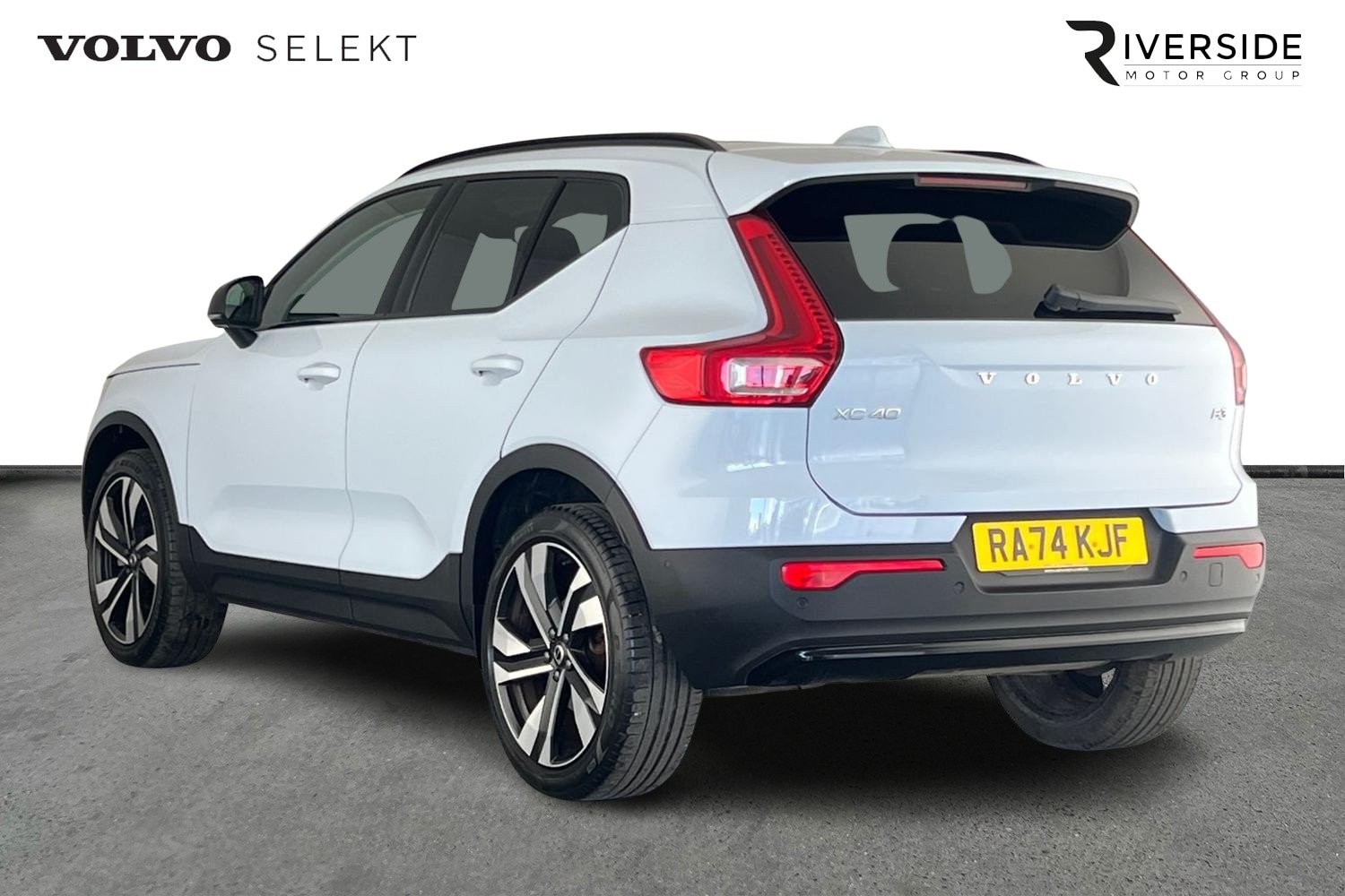 Used Volvo XC40 2025 for sale - 77504288: Photo 3