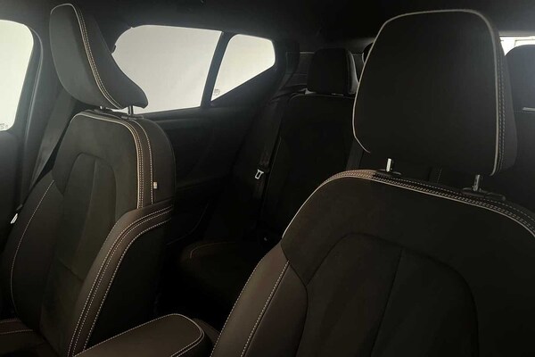 Used Volvo XC40 2025 for sale - 75829164: Photo 27