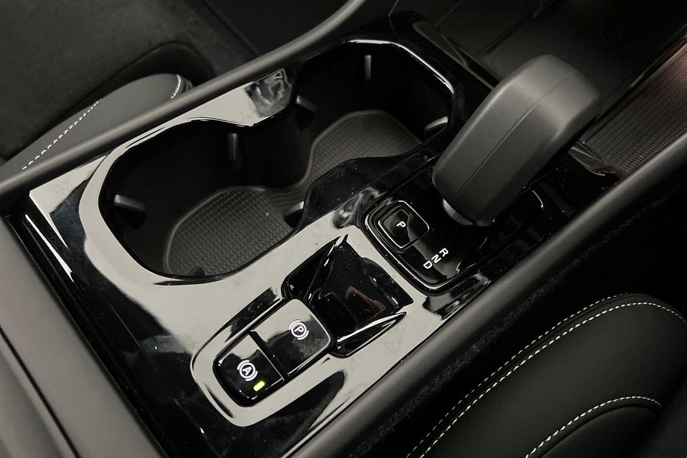 Used Volvo XC40 2025 for sale - 77035862: Photo 13