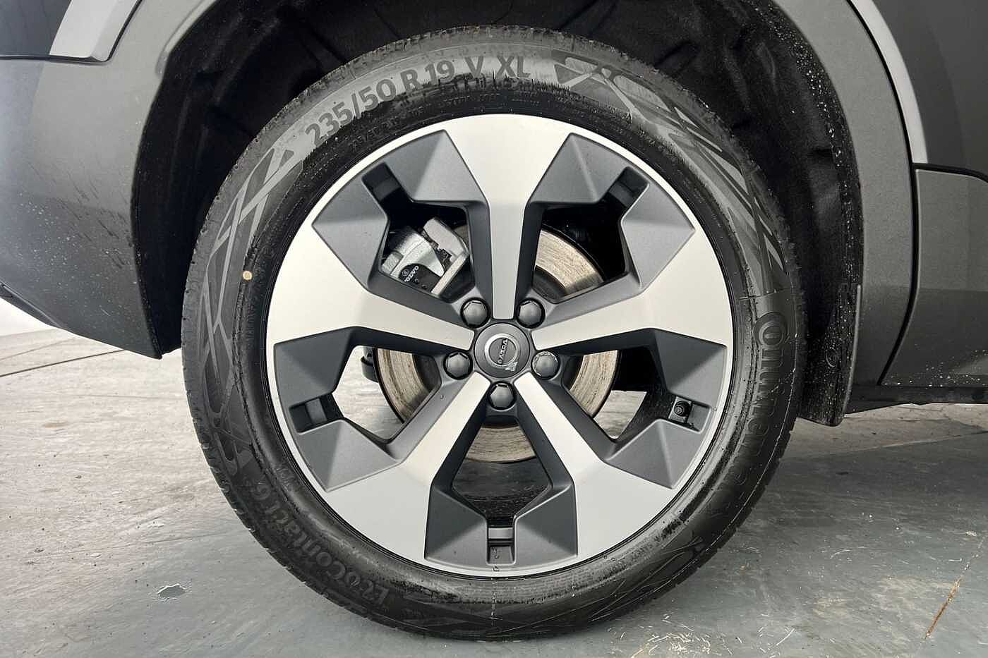 Used Volvo XC40 2025 for sale - 77035862: Photo 24