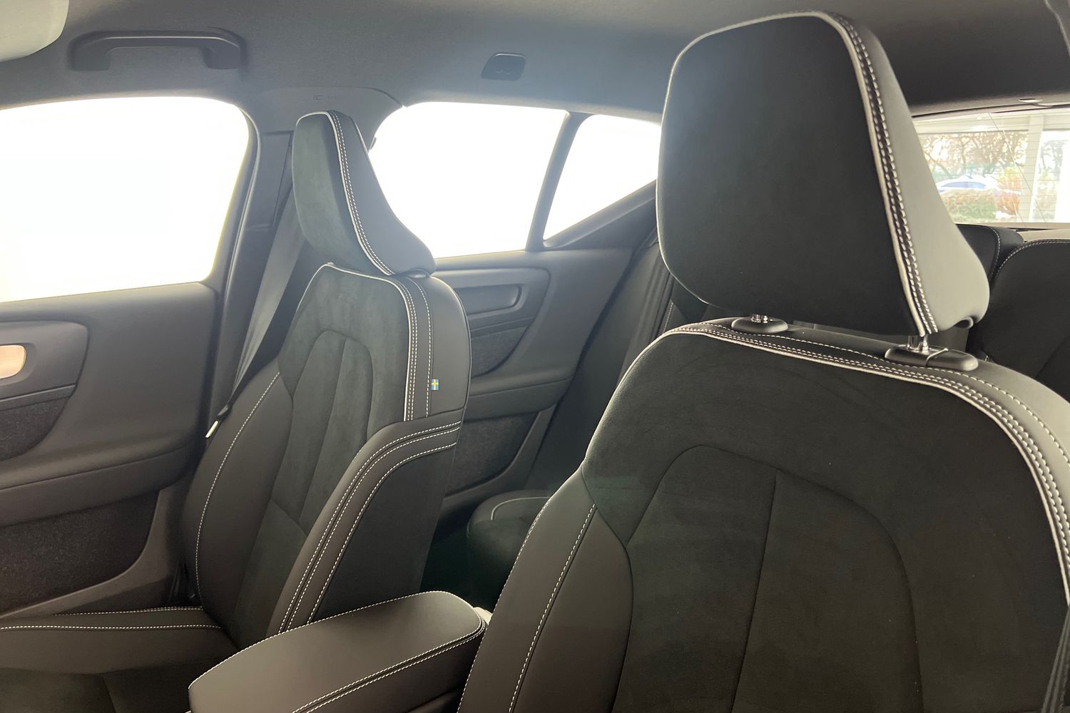 Used Volvo XC40 2025 for sale - 77035862: Photo 28