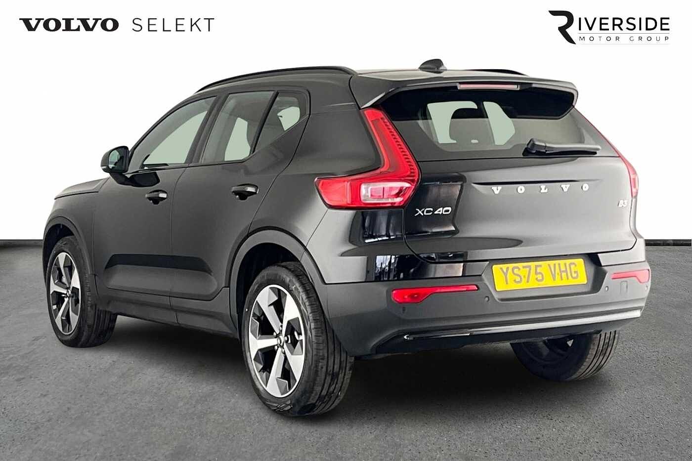 Used Volvo XC40 2025 for sale - 77035862: Photo 3