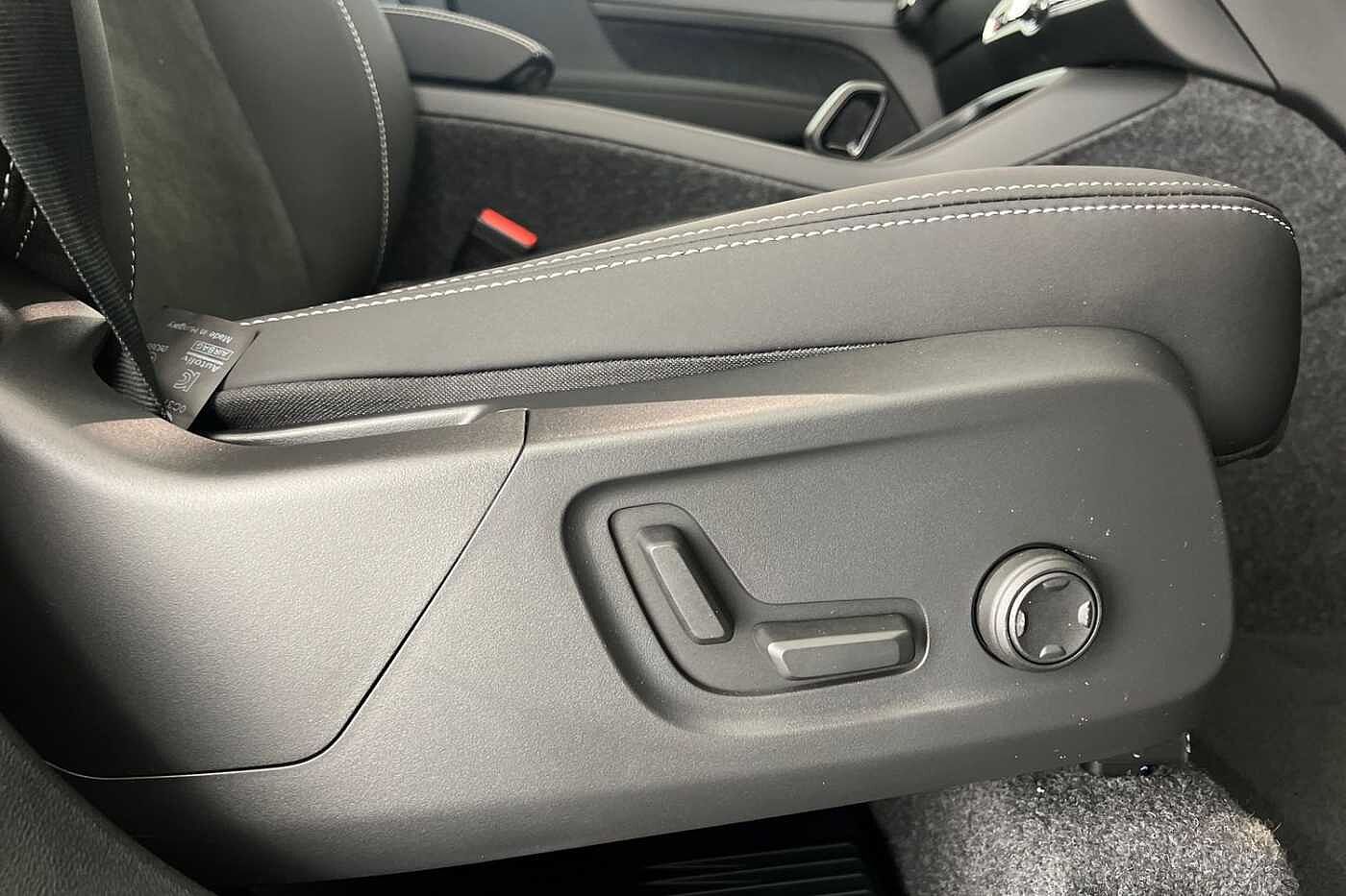 Used Volvo XC40 2025 for sale - 77035862: Photo 30