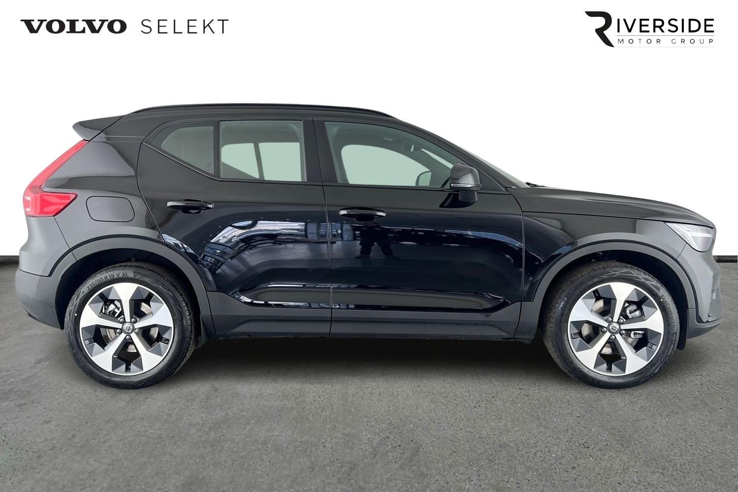 Used Volvo XC40 2025 for sale - 77035862: Photo 4