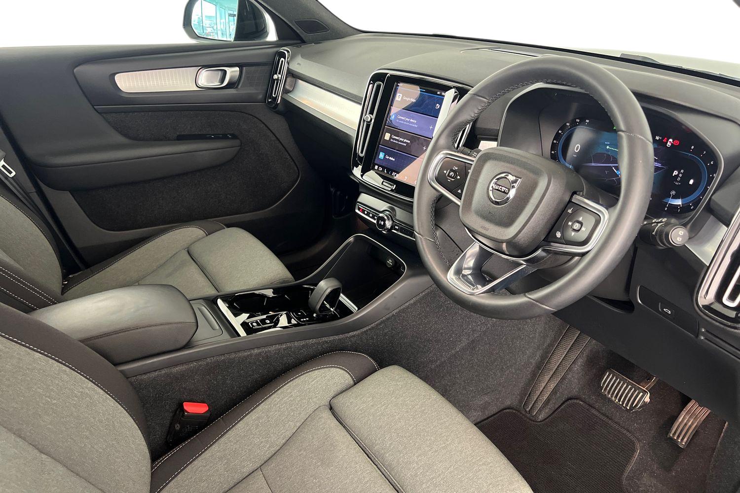 Used Volvo XC40 2023 for sale - 76146235: Photo 10