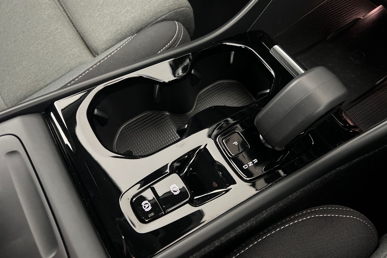 Used Volvo XC40 2023 for sale - 76146235: Photo 13