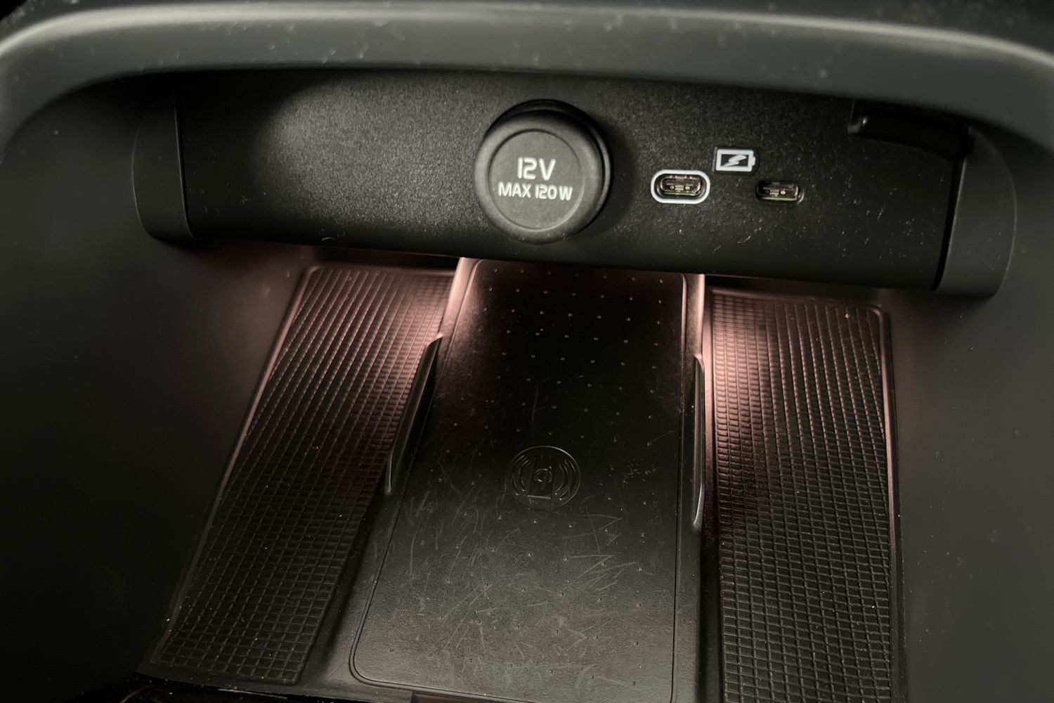 Used Volvo XC40 2023 for sale - 76146235: Photo 34