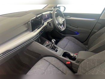 Used Volkswagen Golf 2021 for sale - 75618575: Photo