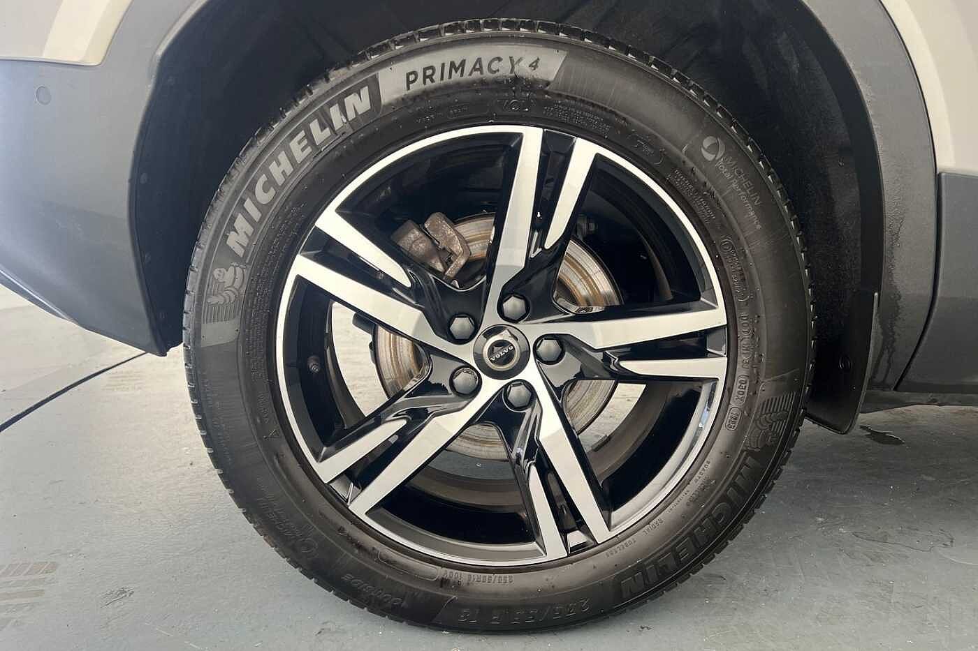 Used Volvo XC40 2023 for sale - 76130465: Photo 24