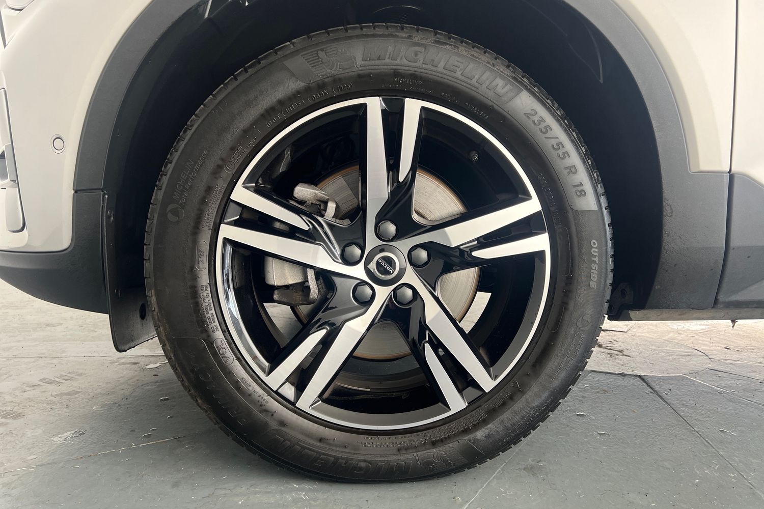 Used Volvo XC40 2023 for sale - 76130465: Photo 26