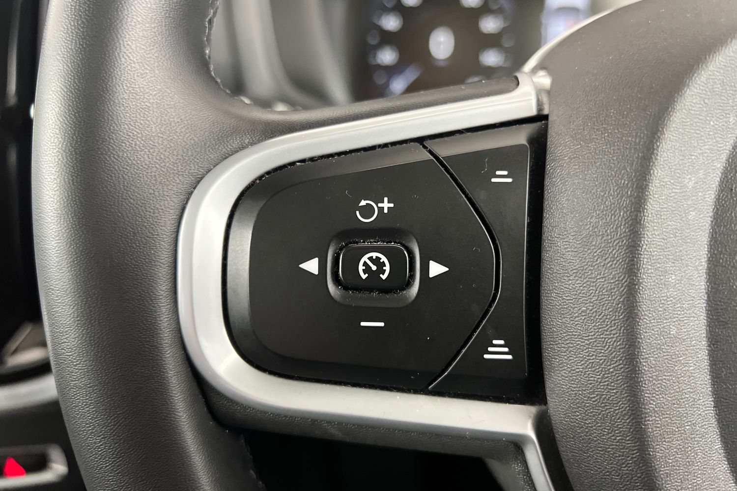 Used Volvo V60 2021 for sale - 76796328: Photo 11