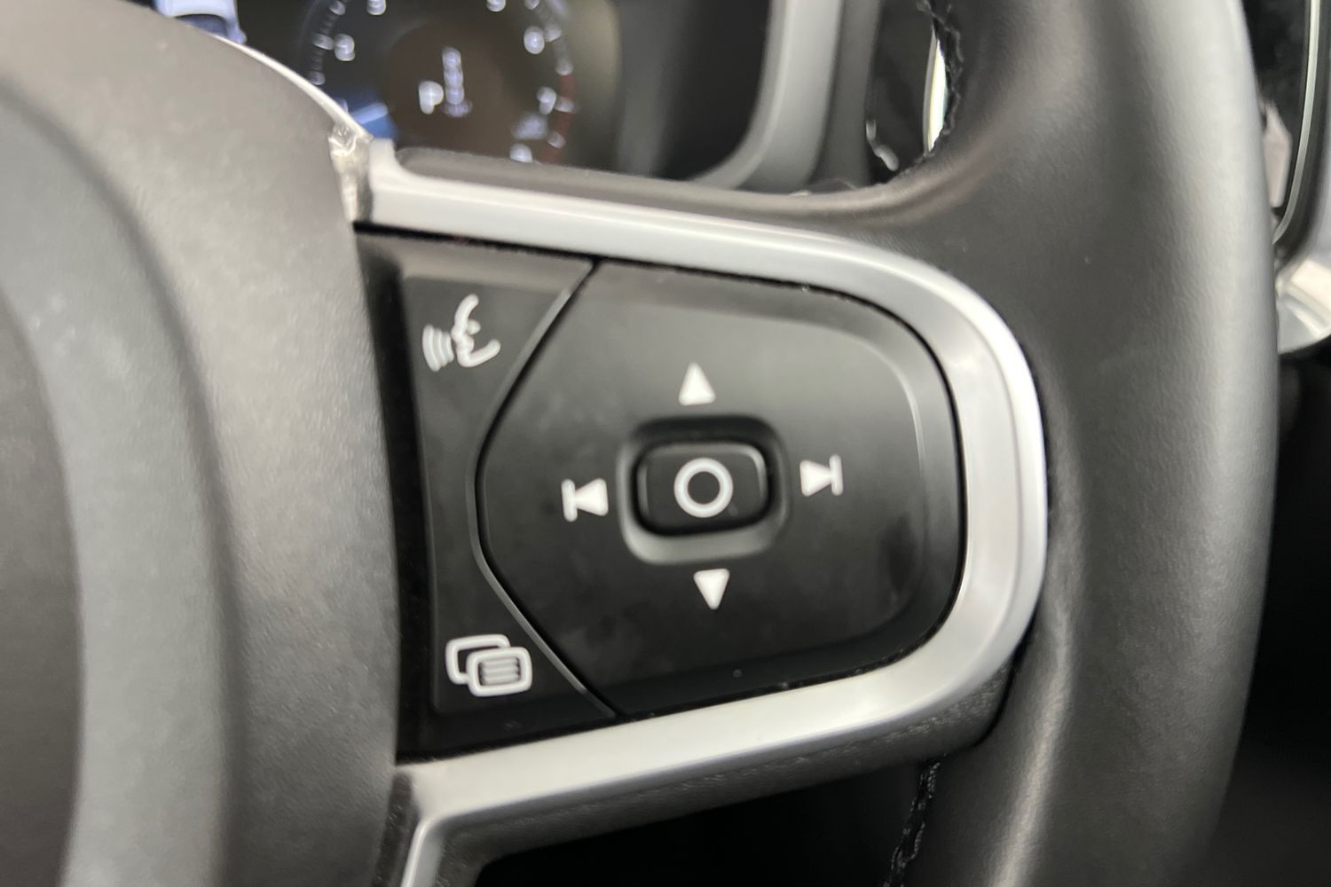 Used Volvo V60 2021 for sale - 76796328: Photo 12