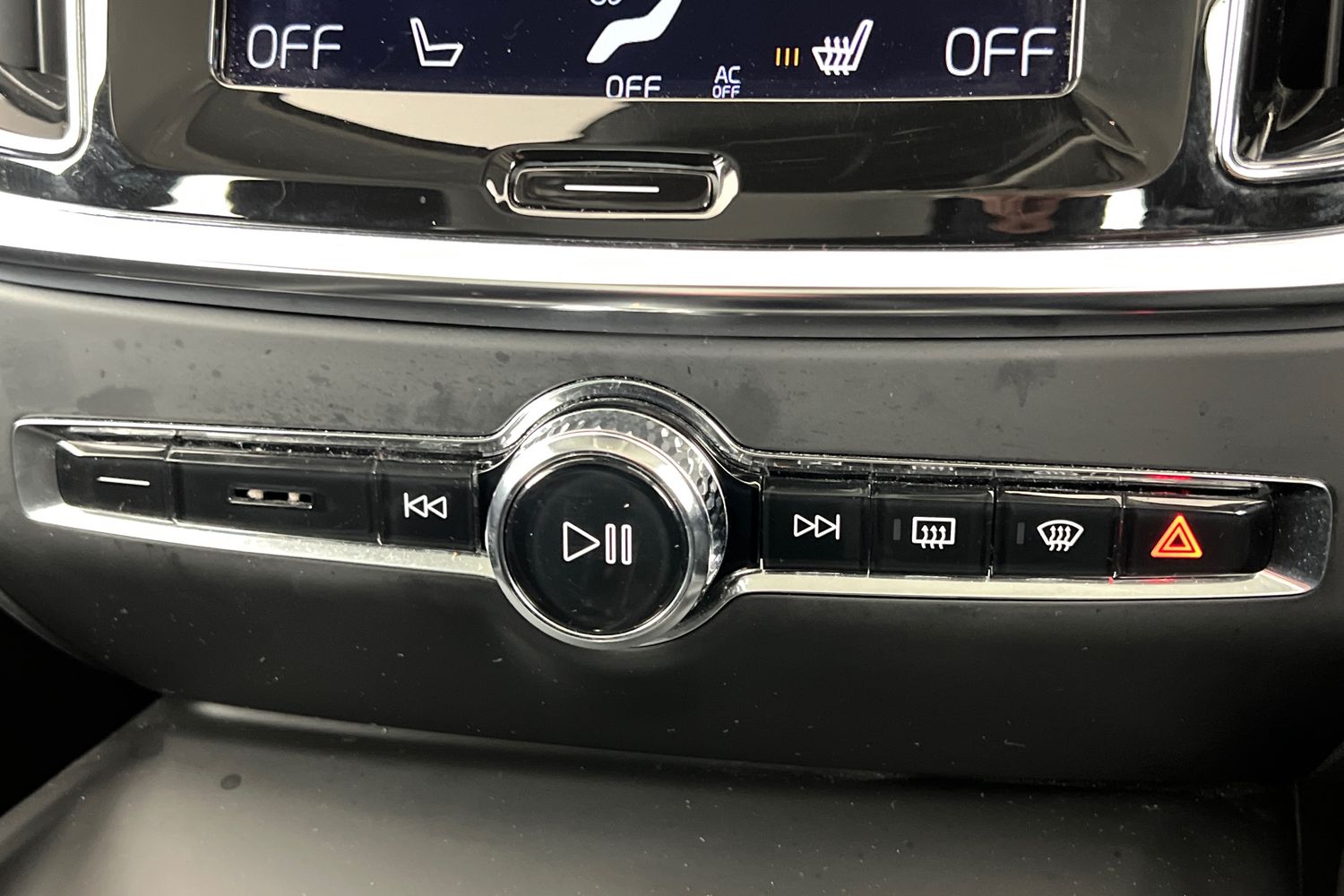 Used Volvo V60 2021 for sale - 76796328: Photo 14