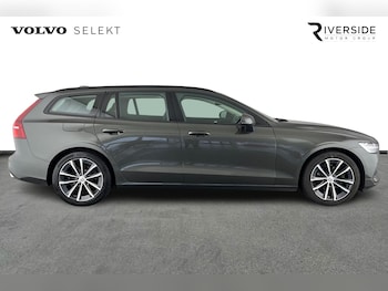 Used Volvo V60 2021 for sale - 76796328: Photo