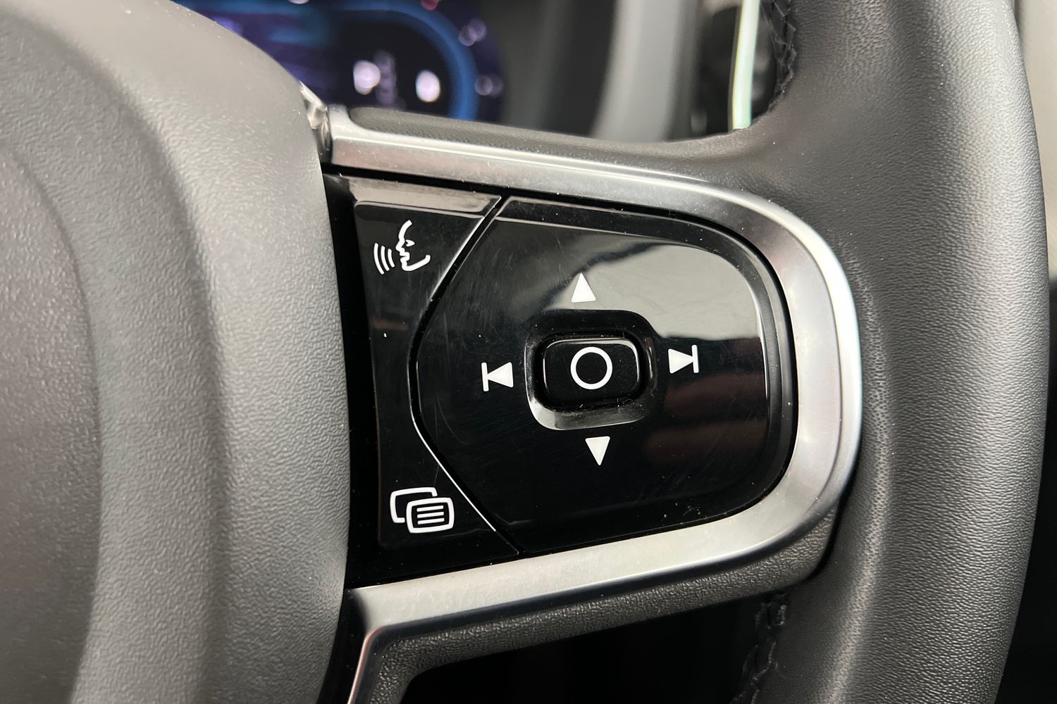 Used Volvo XC60 2023 for sale - 76568101: Photo 13