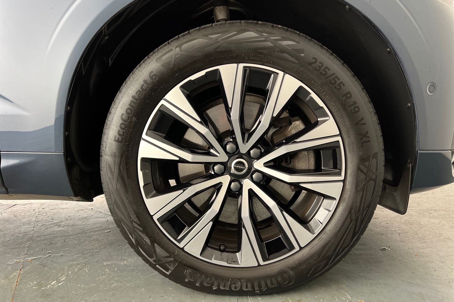 Used Volvo XC60 2023 for sale - 76568101: Photo 6