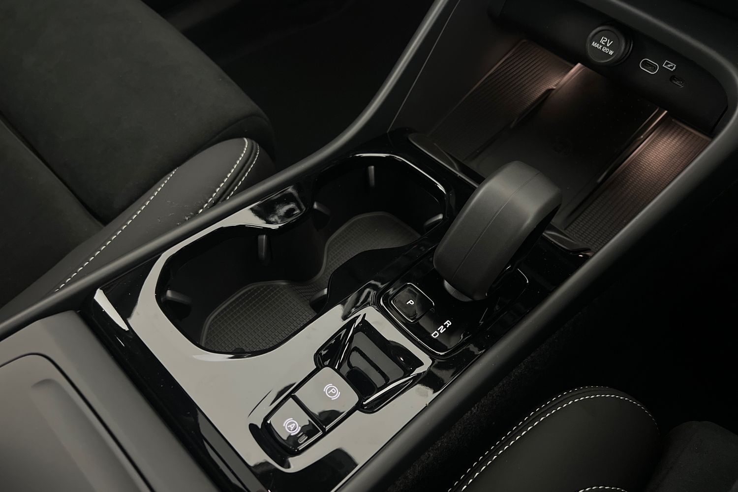 Used Volvo XC40 2025 for sale - 76614938: Photo 13