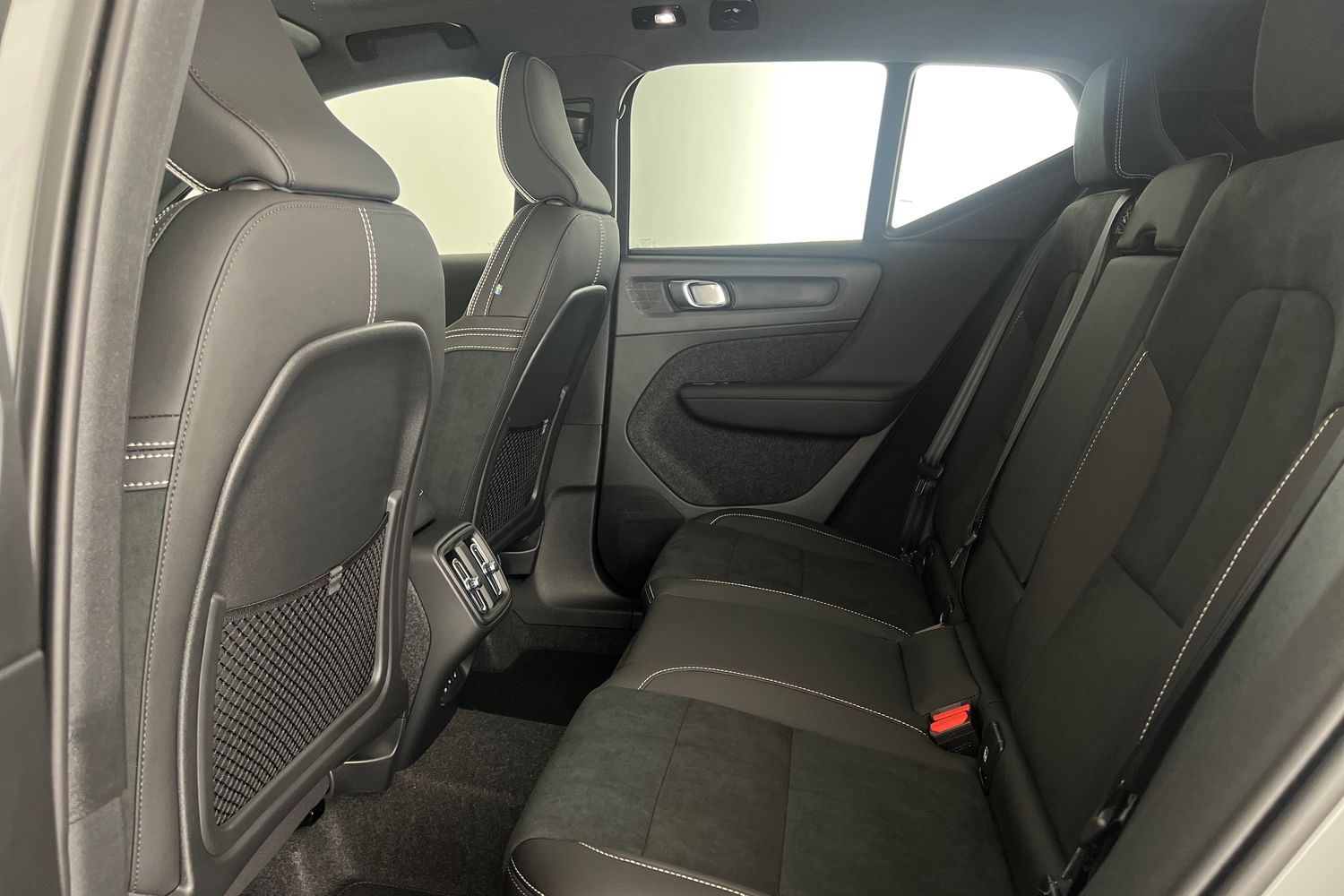 Used Volvo XC40 2025 for sale - 76614938: Photo 17