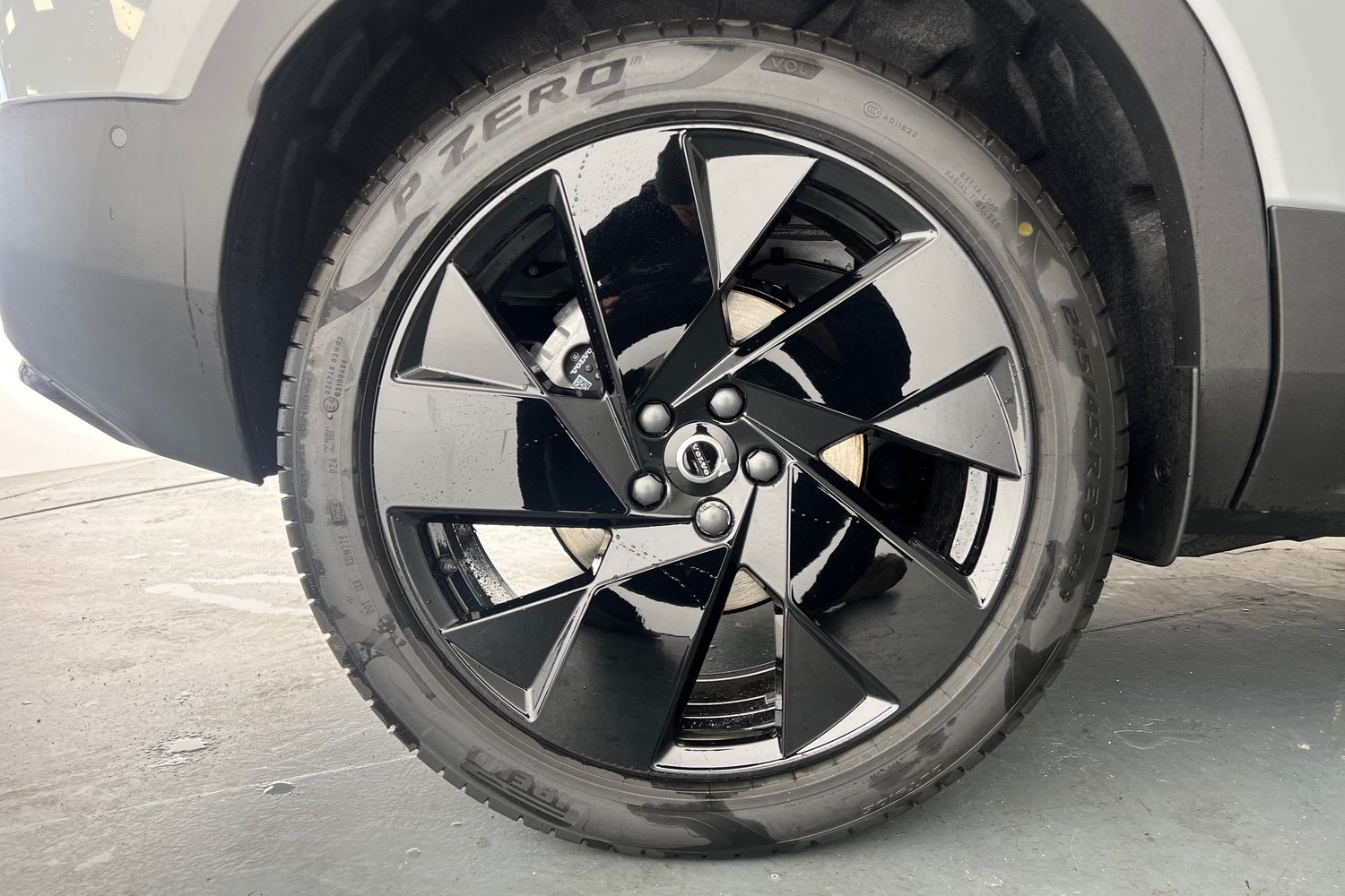 Used Volvo XC40 2025 for sale - 76614938: Photo 24