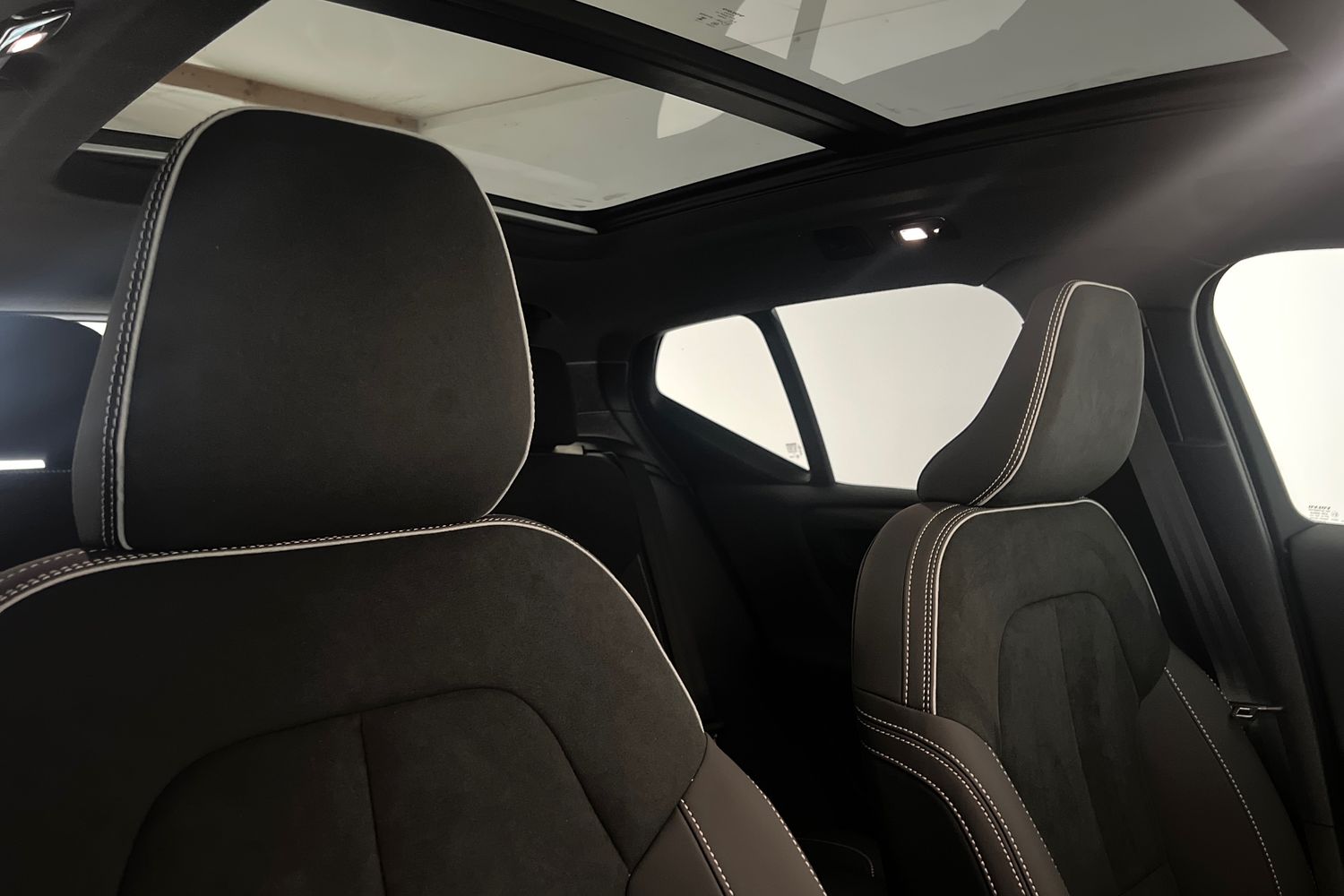 Used Volvo XC40 2025 for sale - 76614938: Photo 27