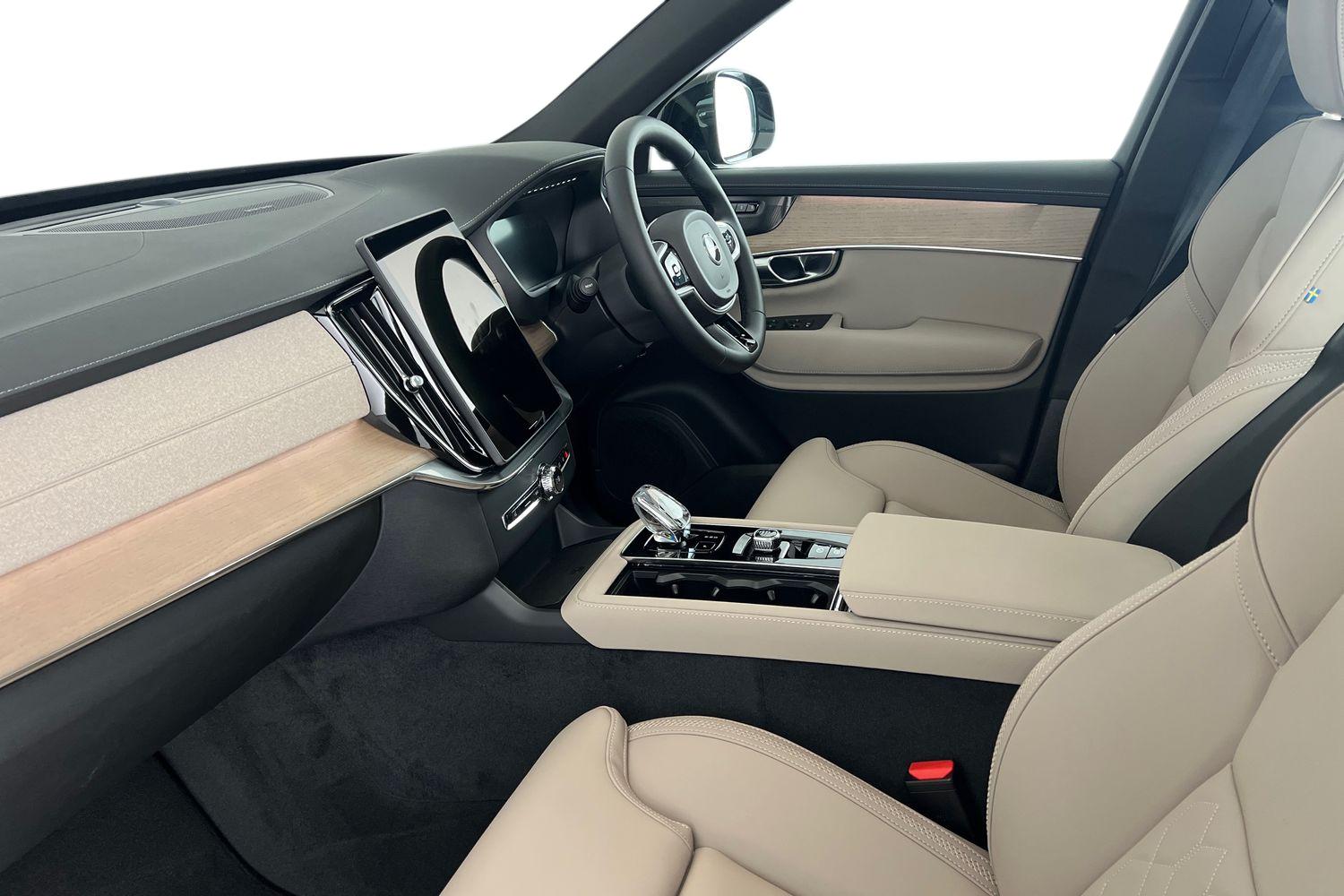 Used Volvo XC90 2025 for sale - 76738098: Photo 2