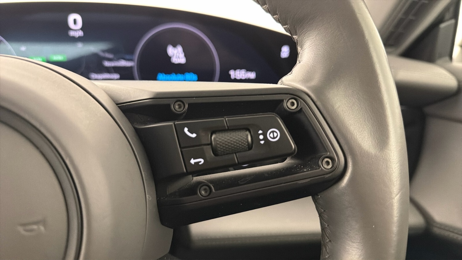 Used Porsche Taycan 2021 for sale - 78179780: Photo 16