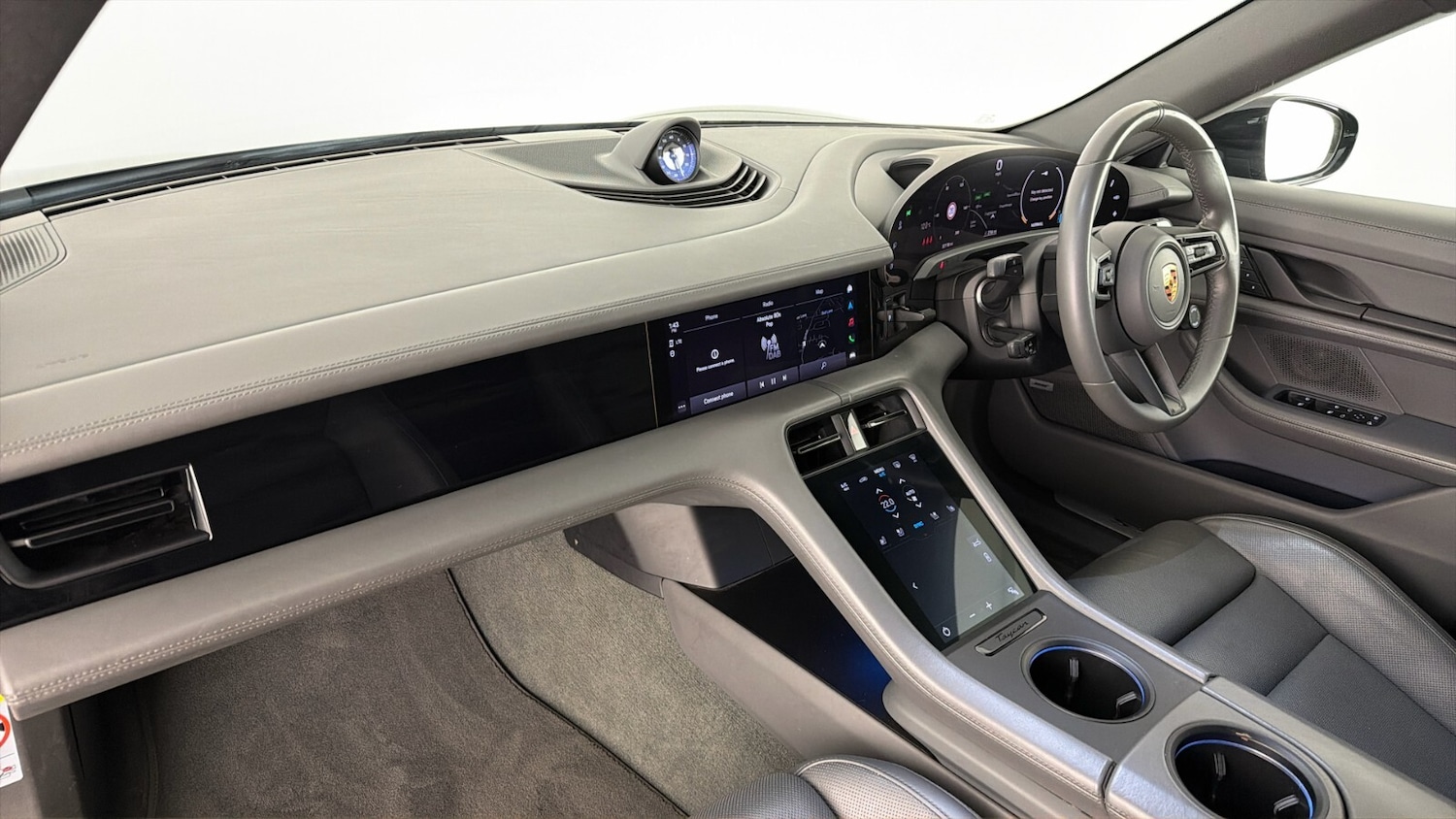Used Porsche Taycan 2021 for sale - 78179780: Photo 17