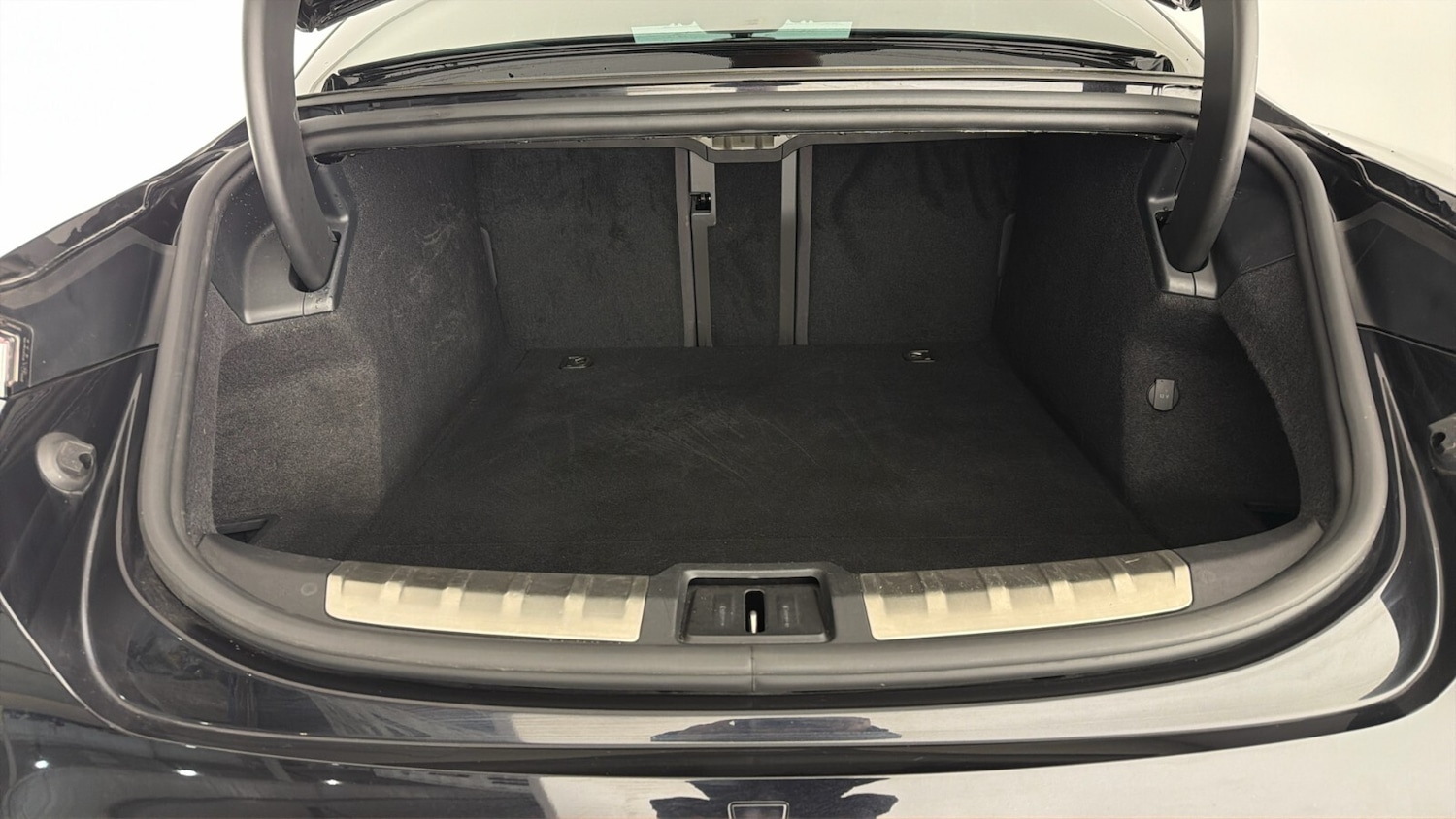 Used Porsche Taycan 2021 for sale - 78179780: Photo 18