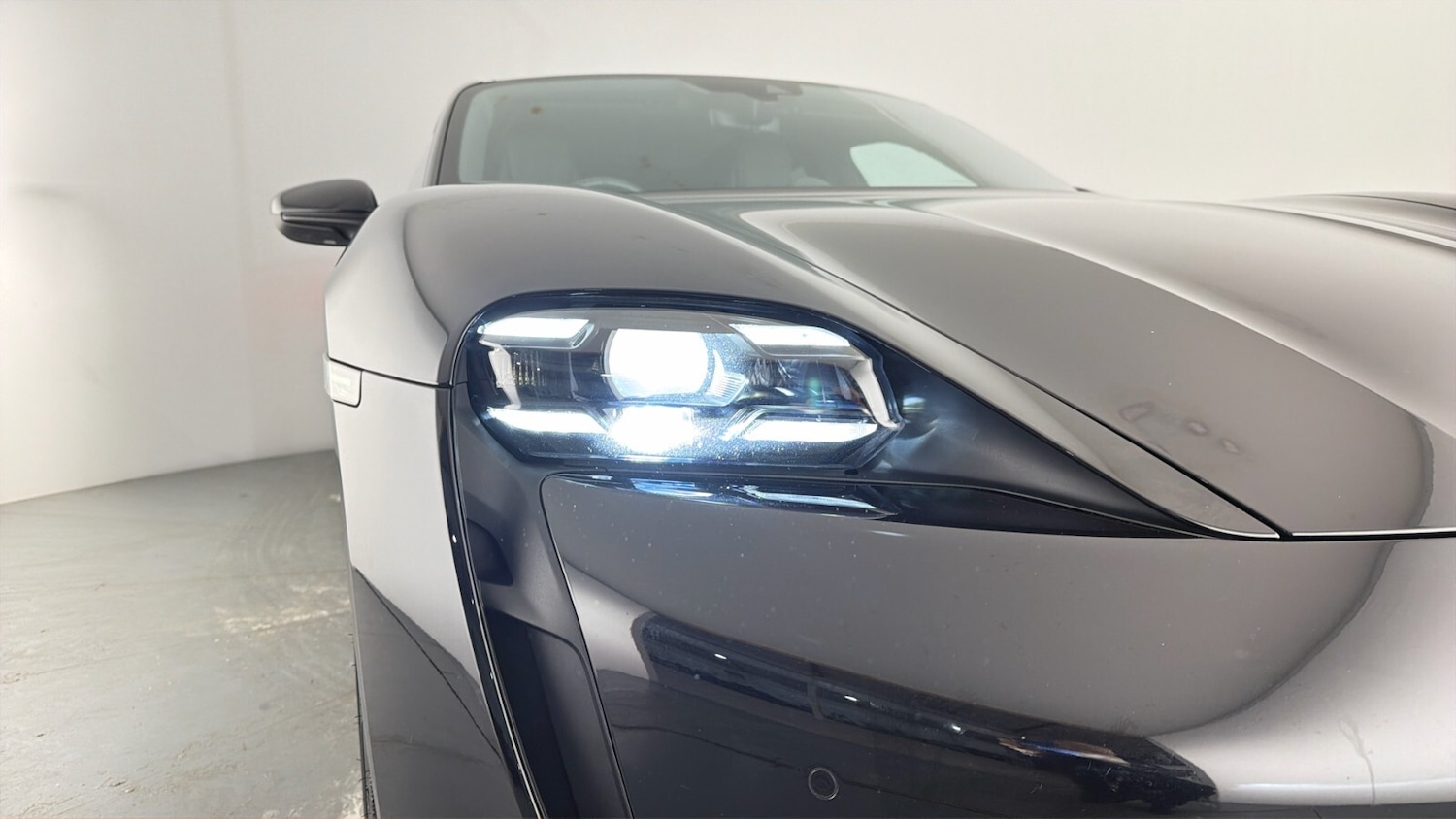 Used Porsche Taycan 2021 for sale - 78179780: Photo 19