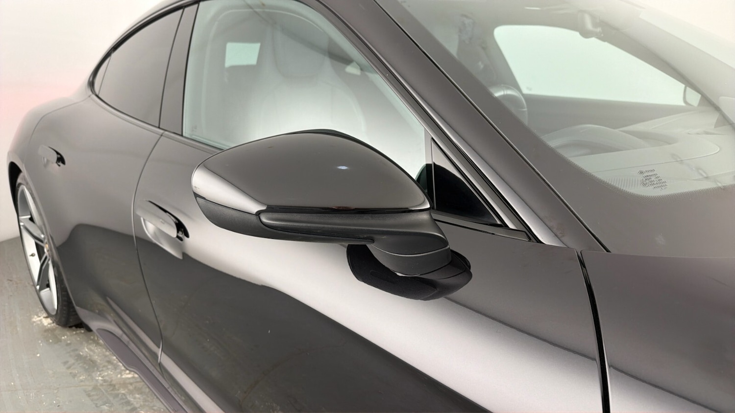 Used Porsche Taycan 2021 for sale - 78179780: Photo 24