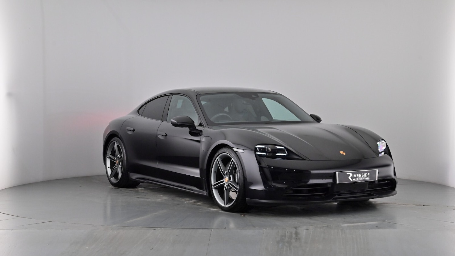 Used Porsche Taycan 2021 for sale - 78179780: Photo 46