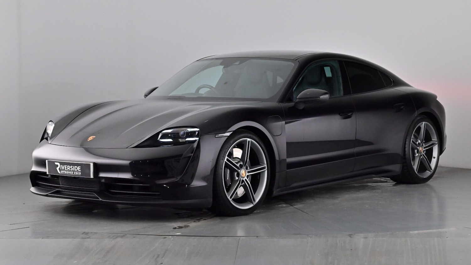 Used Porsche Taycan 2021 for sale - 78179780: Photo 6