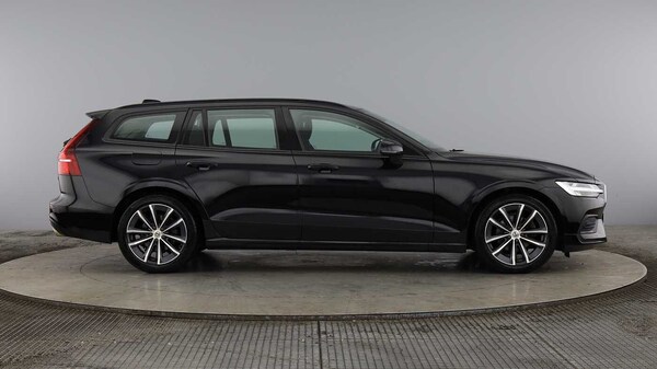 Used Volvo V60 2021 for sale - 76276512: Photo 4