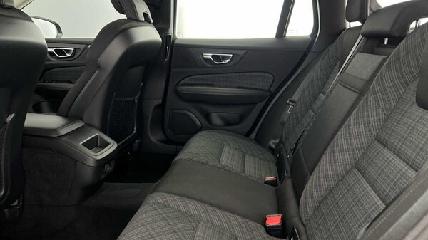 Used Volvo V60 2021 for sale - 76276512: Photo 7