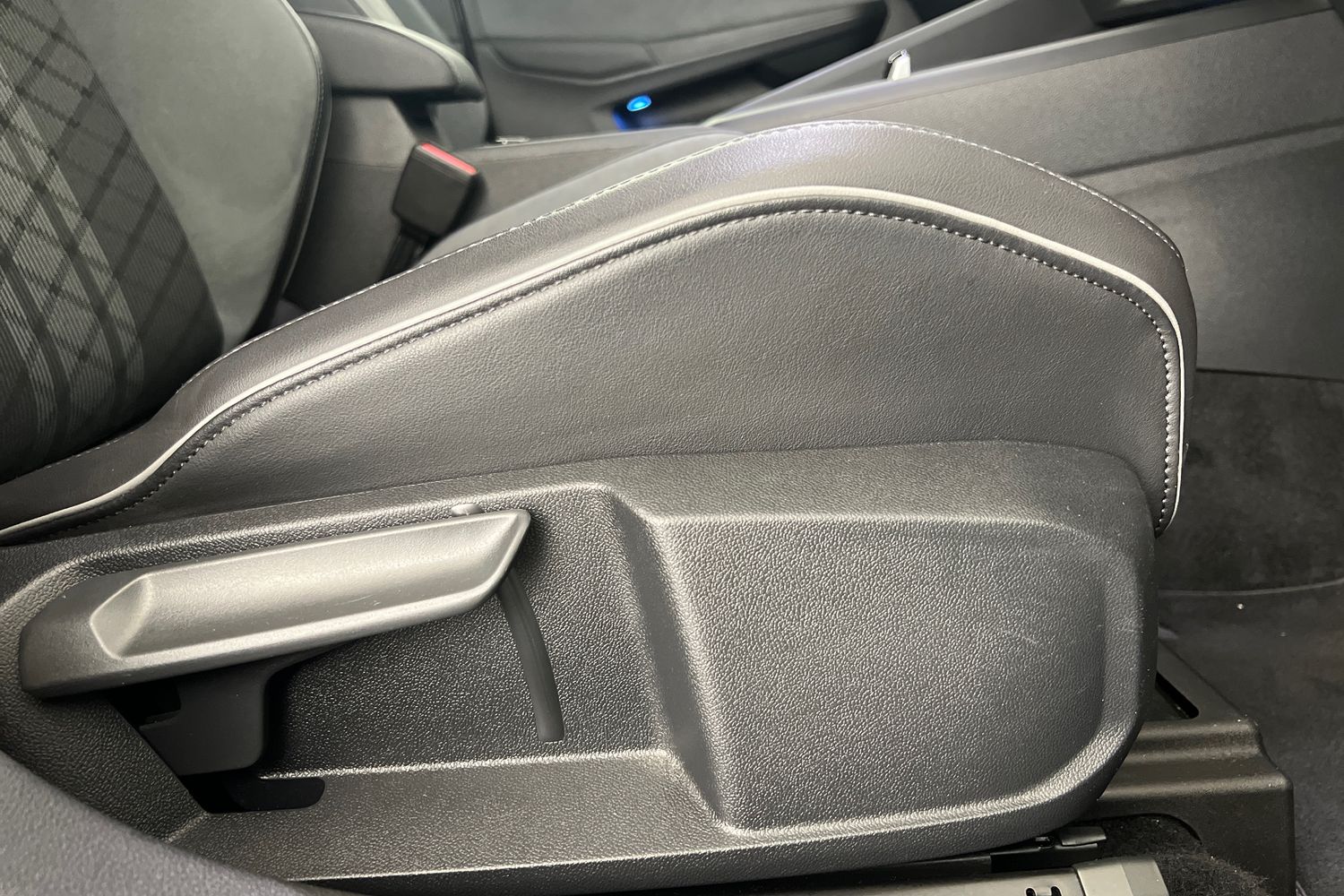 Used Volkswagen Golf 2021 for sale - 77095341: Photo 31