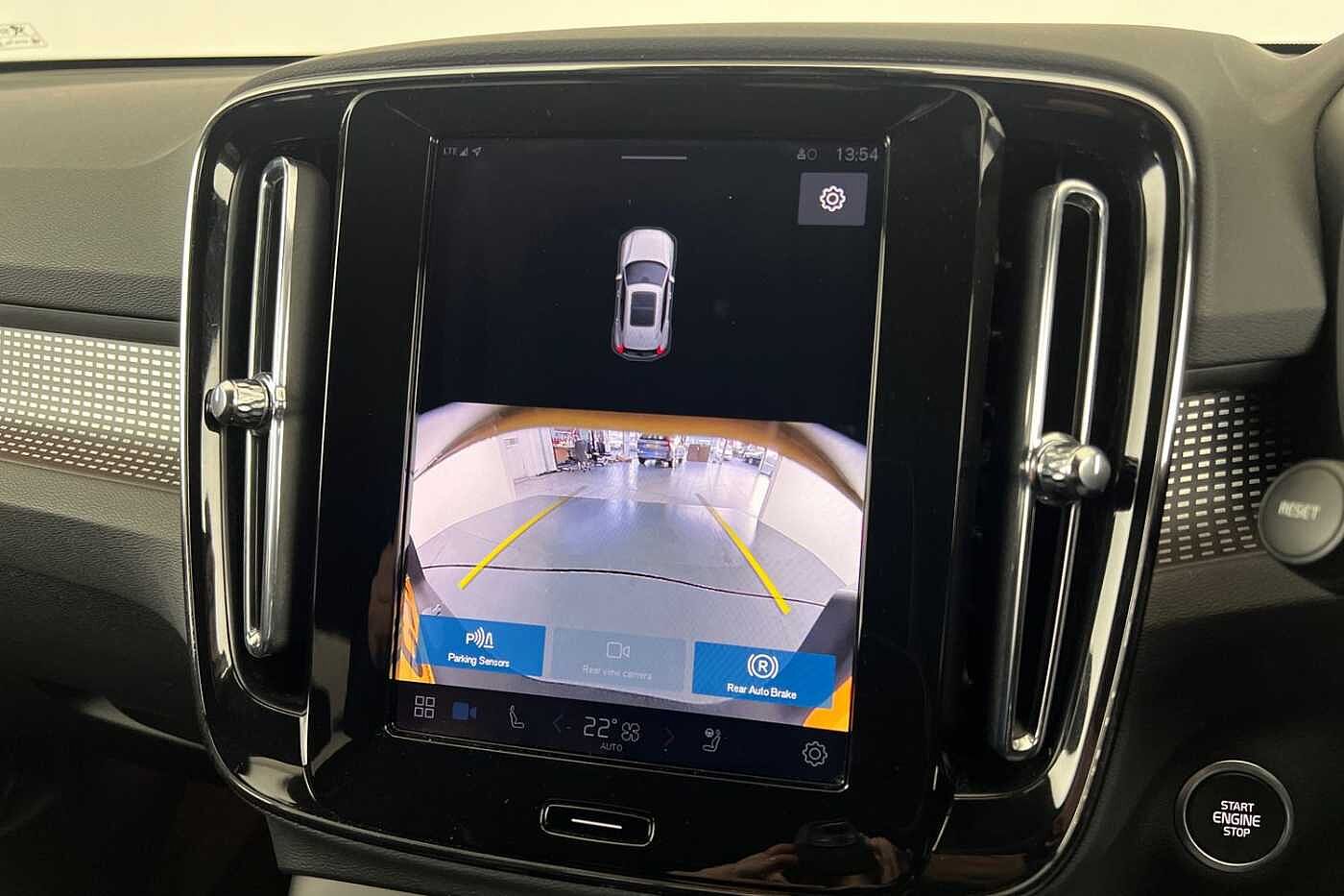 Used Volvo XC40 2025 for sale - 76652347: Photo 16