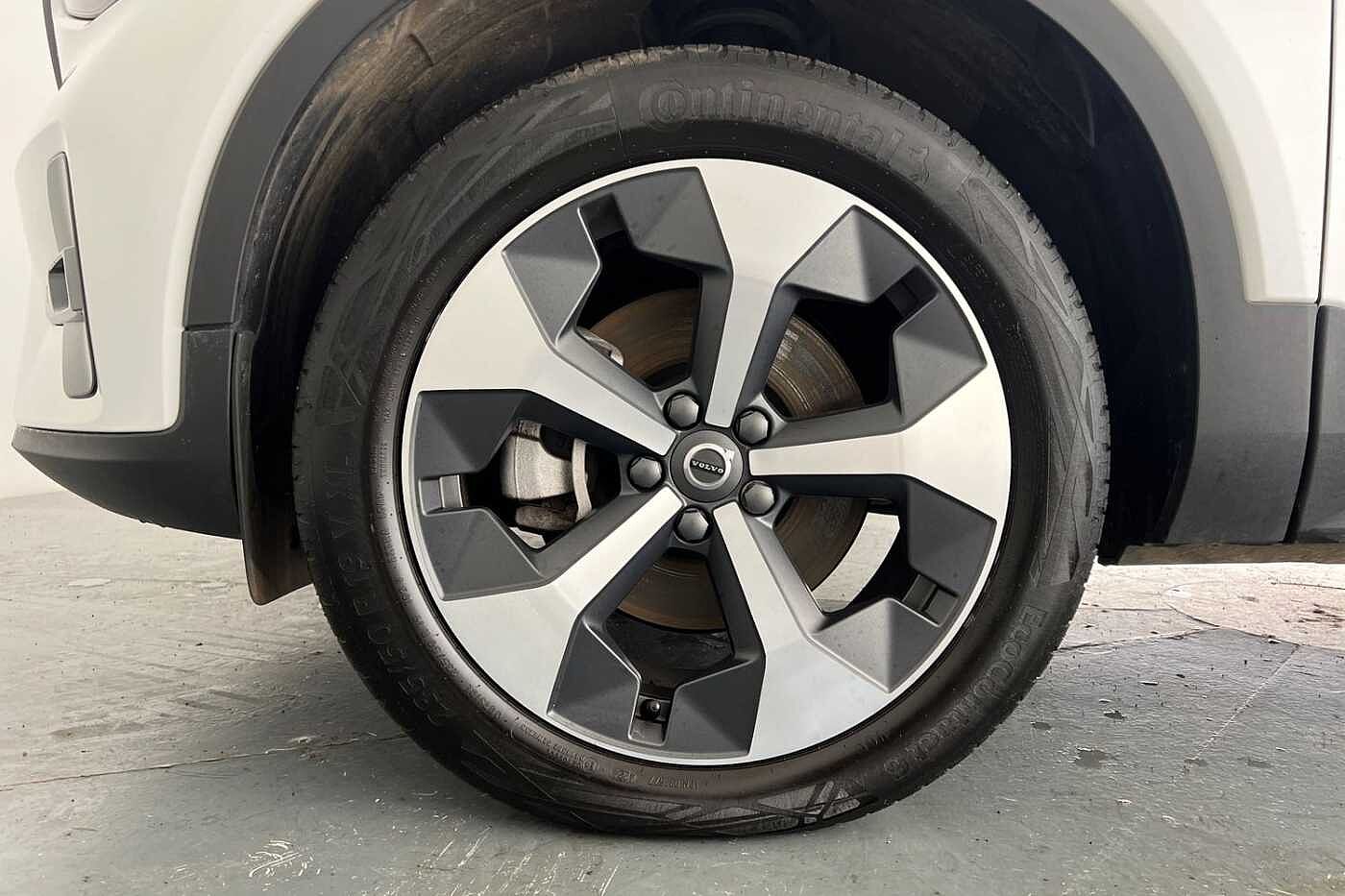 Used Volvo XC40 2025 for sale - 76652347: Photo 26