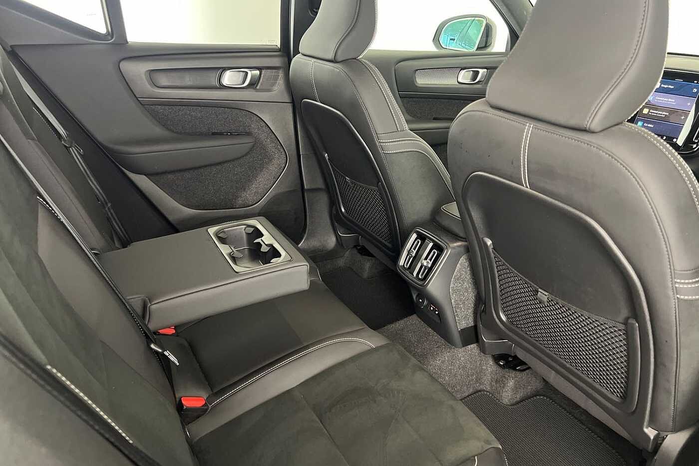 Used Volvo XC40 2025 for sale - 76652347: Photo 29