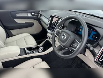 Used Volvo XC40 2025 for sale - 79663096: Photo