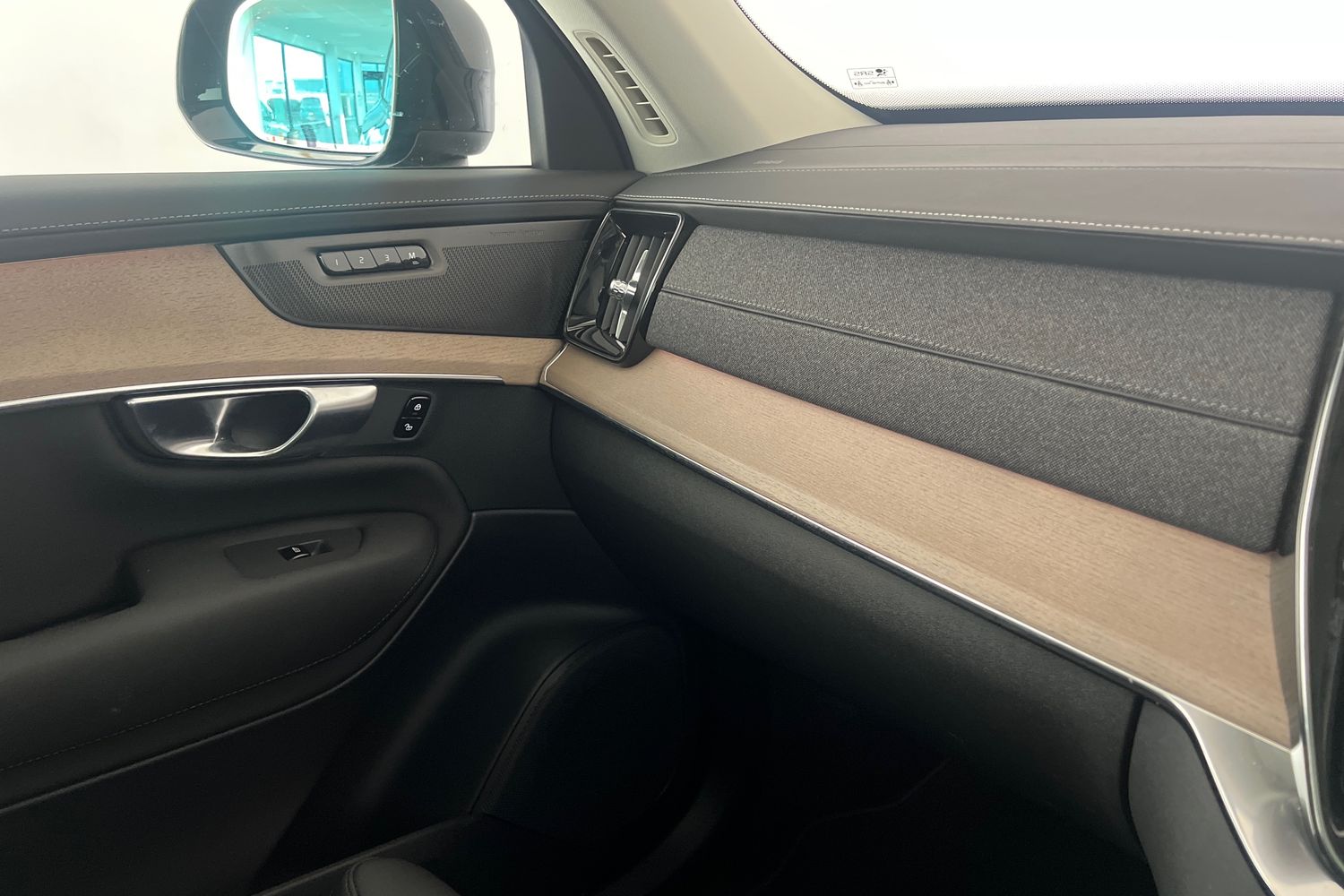 Used Volvo XC90 2025 for sale - 76796327: Photo 34