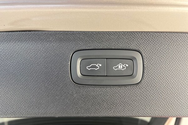 Used Volvo XC90 2024 for sale - 75439799: Photo 25