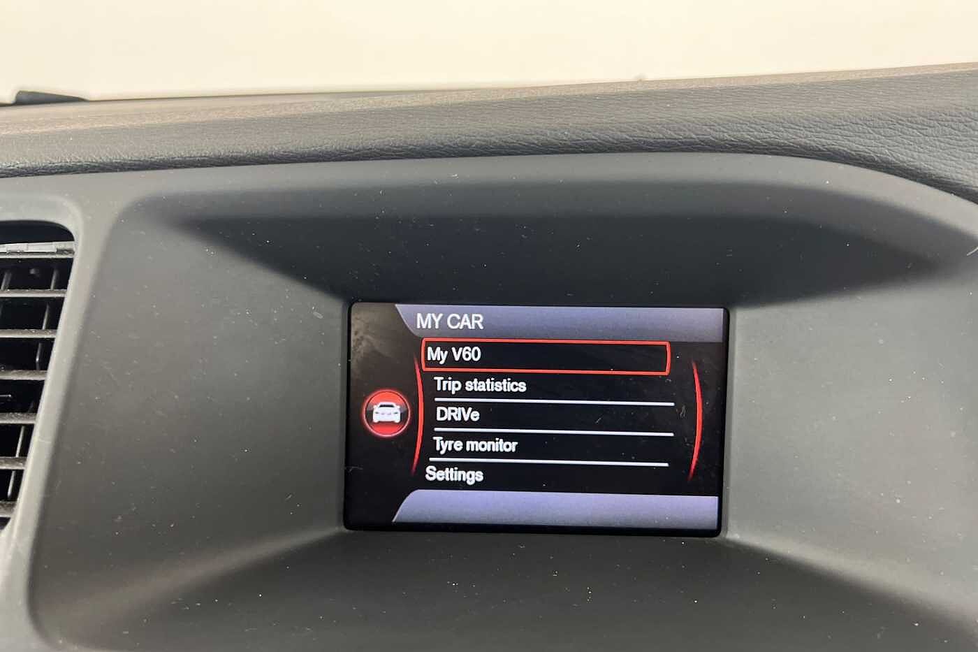 Used Volvo V60 2015 for sale - 76234051: Photo 16