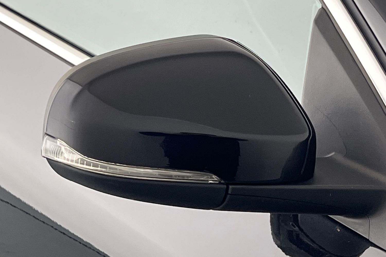 Used Volvo V60 2015 for sale - 76234051: Photo 19