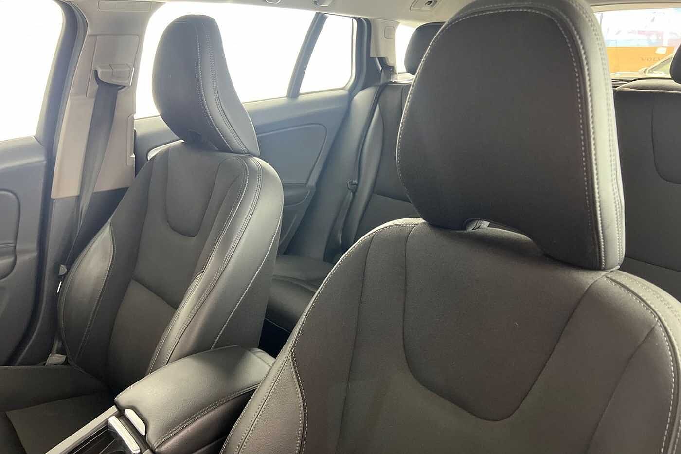 Used Volvo V60 2015 for sale - 76234051: Photo 24