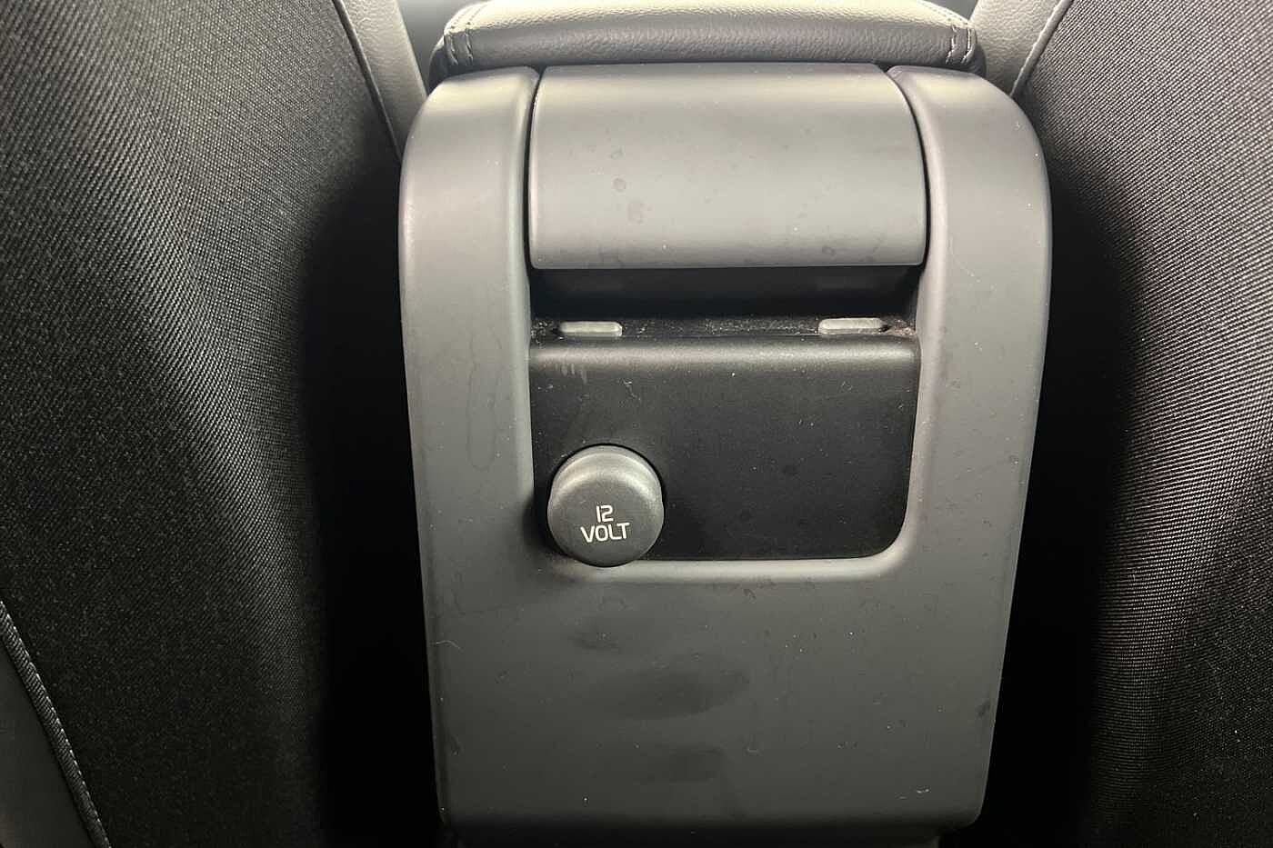 Used Volvo V60 2015 for sale - 76234051: Photo 25