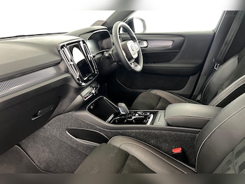 Used Volvo XC40 2022 for sale - 79161972: Photo