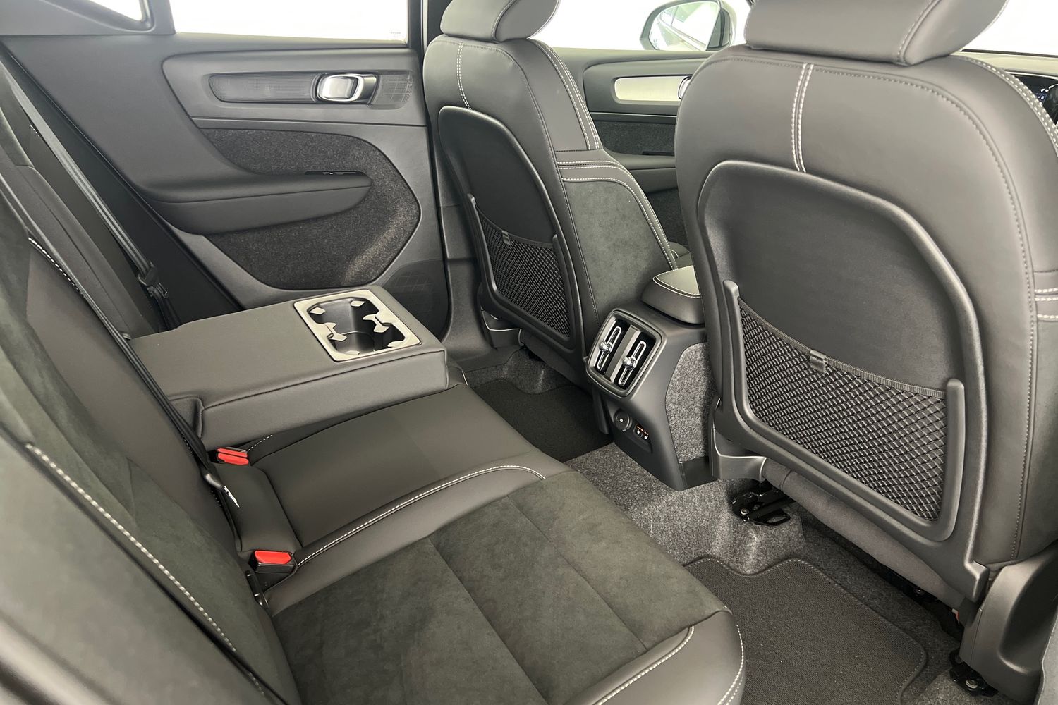 Used Volvo XC40 2025 for sale - 77210240: Photo 29