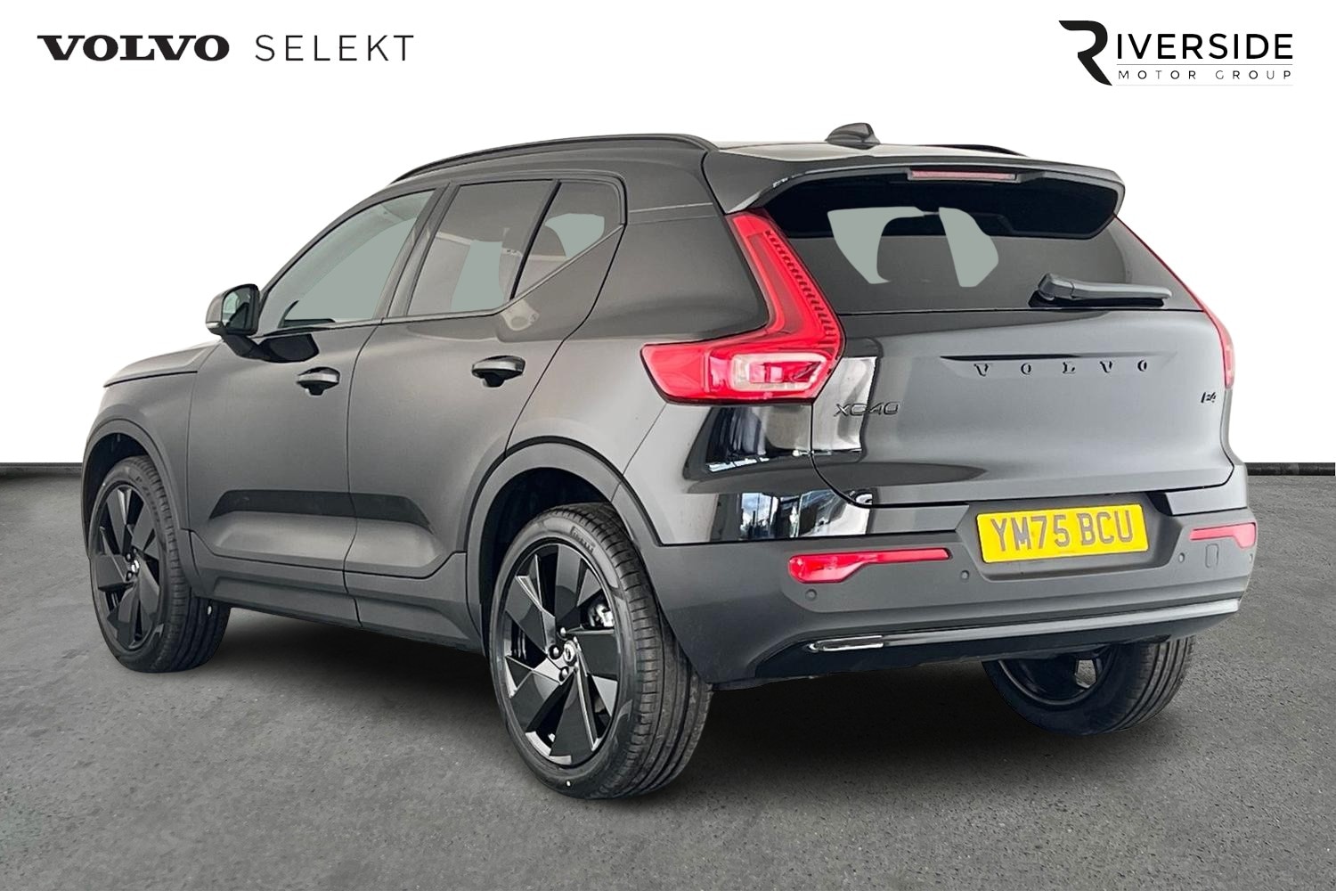 Used Volvo XC40 2025 for sale - 77210240: Photo 3