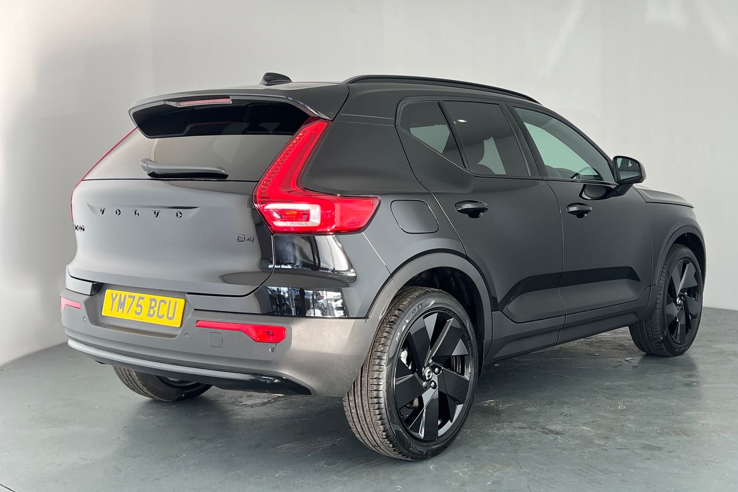 Used Volvo XC40 2025 for sale - 77210240: Photo 38